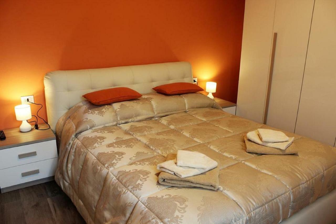 Light & Colours Apartment ボローニャ エクステリア 写真