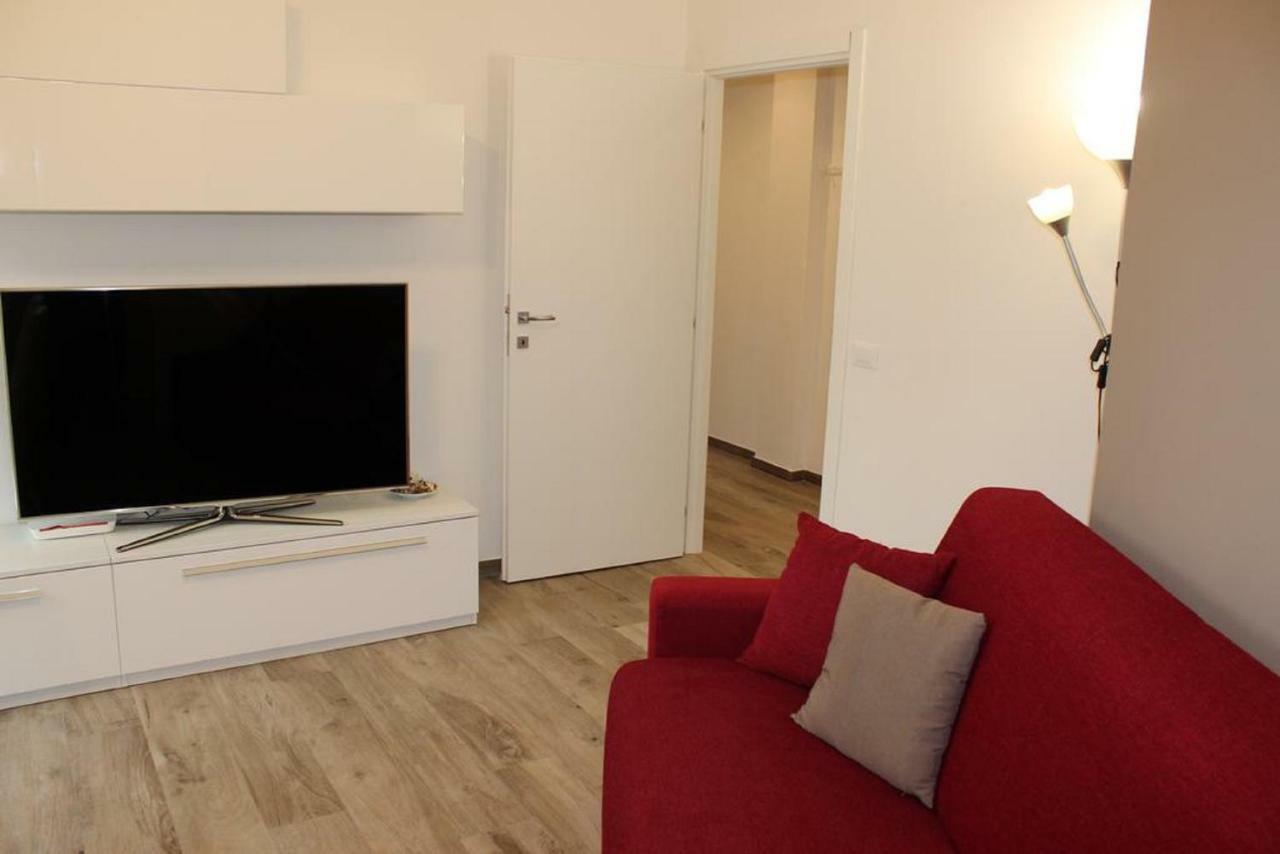 Light & Colours Apartment ボローニャ エクステリア 写真